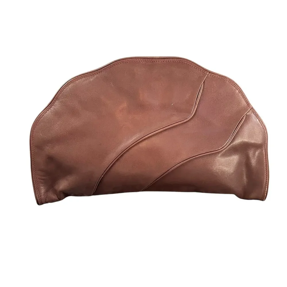 Vintage Italian Leather Shell Clutch Made in Italy for Carson Pirie Scott & Co.